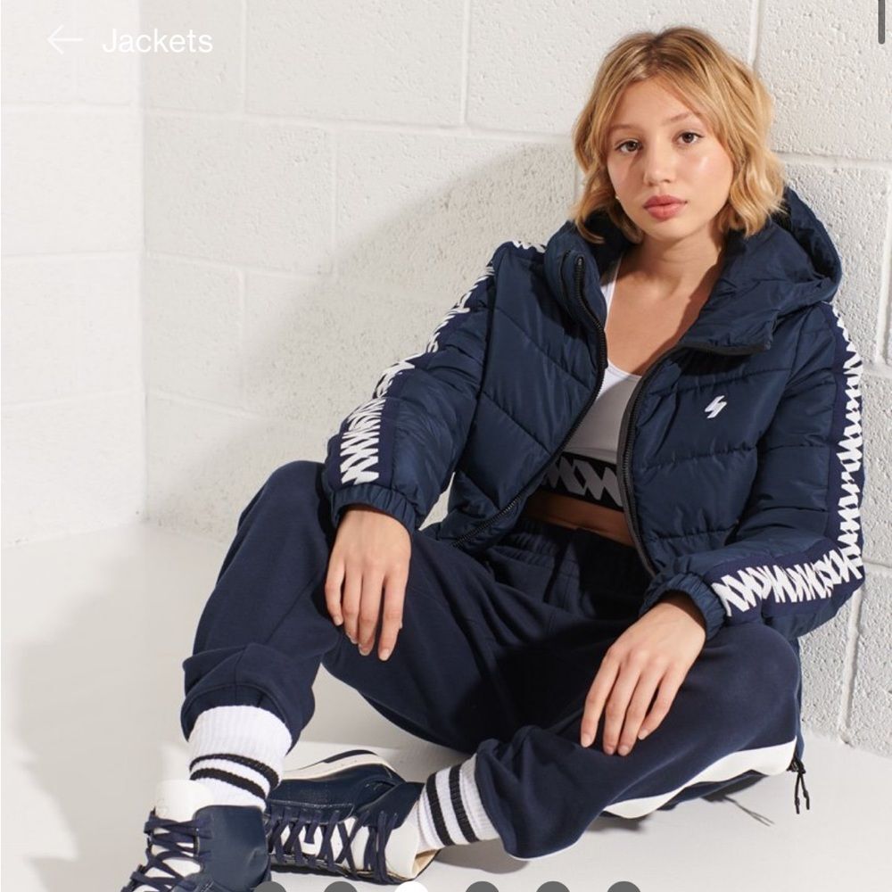 Superdry Logo Tape Spirit Cropped Puffer Jacket Navy NWT Size 4, XS